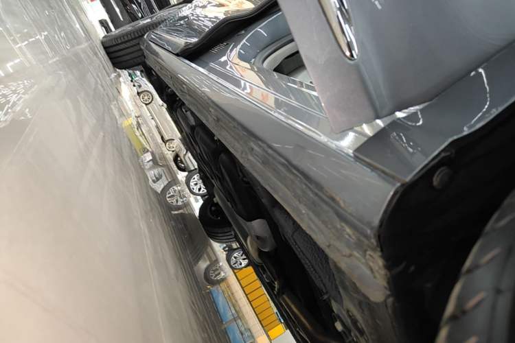 Used Roewe iMAX8 2023 400TGI Comfort Edition Right Side Sill