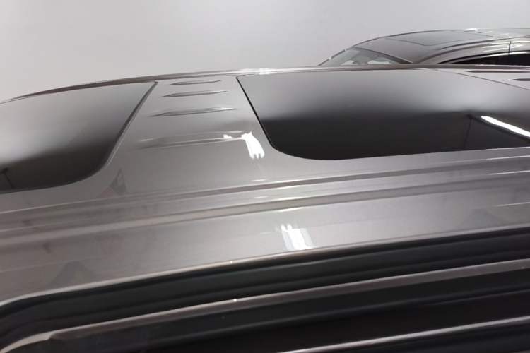 Used Roewe iMAX8 2023 400TGI Comfort Edition Roof