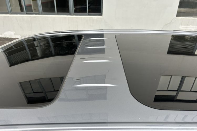 Used Roewe iMAX8 2023 400TGI Premium Edition Roof