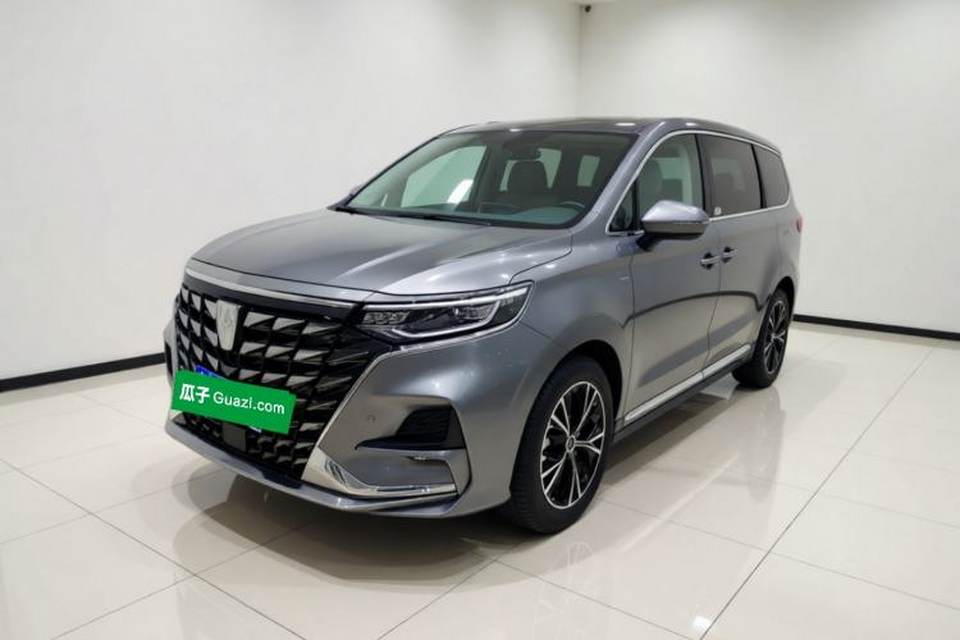 Roewe iMAX8 2023