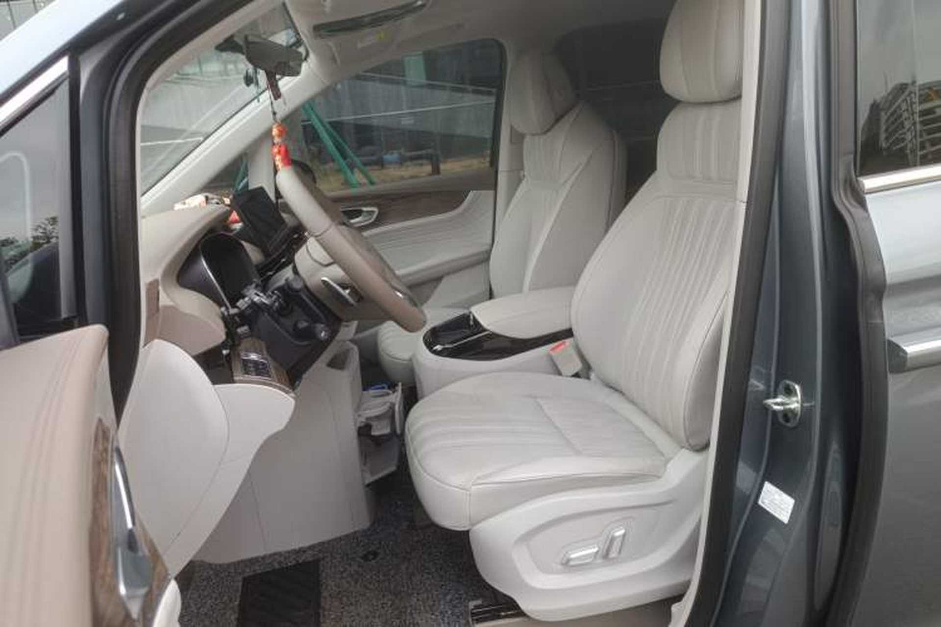 Used Roewe iMAX8 2023 400TGI Comfort Edition Left Front Seat
