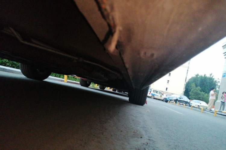 Used Roewe iMAX8 2023 400TGI Elite Edition Chassis Front Left