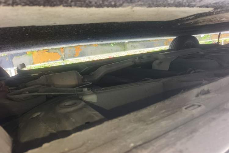 Used Roewe iMAX8 2023 400TGI Comfort Edition Chassis Front Right