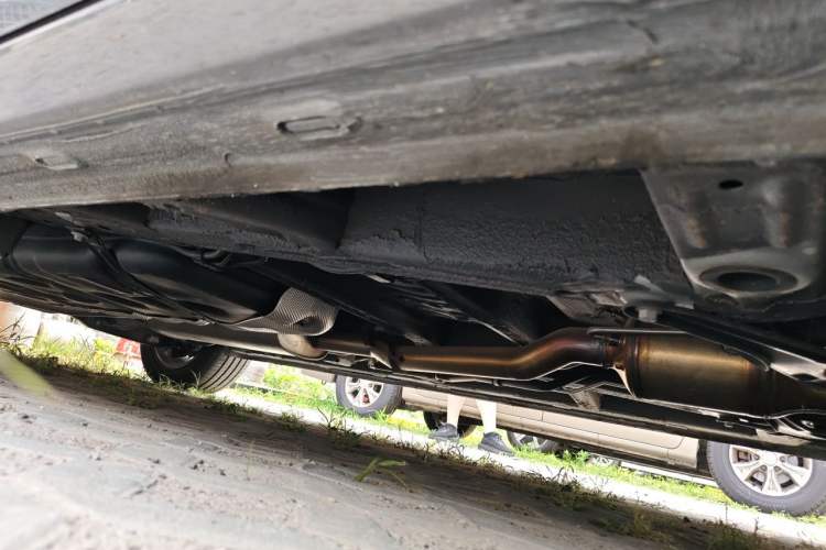 Used Roewe iMAX8 2023 400TGI Comfort Edition Chassis Front Right