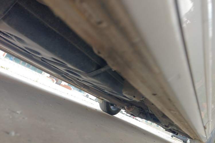 Used Roewe iMAX8 2023 400TGI Comfort Edition Chassis Rear Right