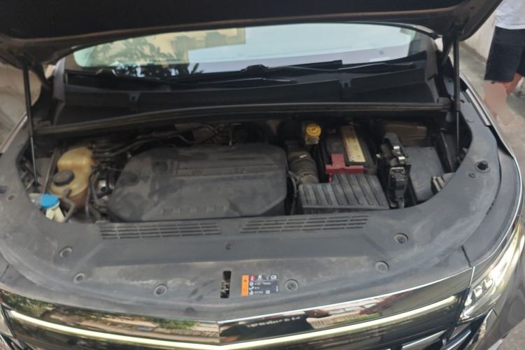 Used Roewe iMAX8 2023 400TGI Comfort Edition Engine Bay