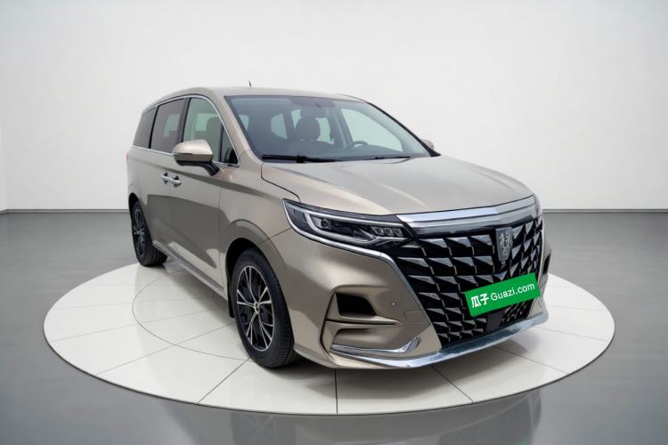 Used Roewe iMAX8 2023 400TGI Comfort Edition Front Right 45 Deg
