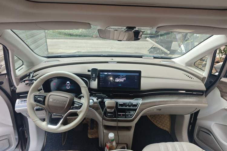 Used Roewe iMAX8 2023 400TGI Comfort Edition Headliner