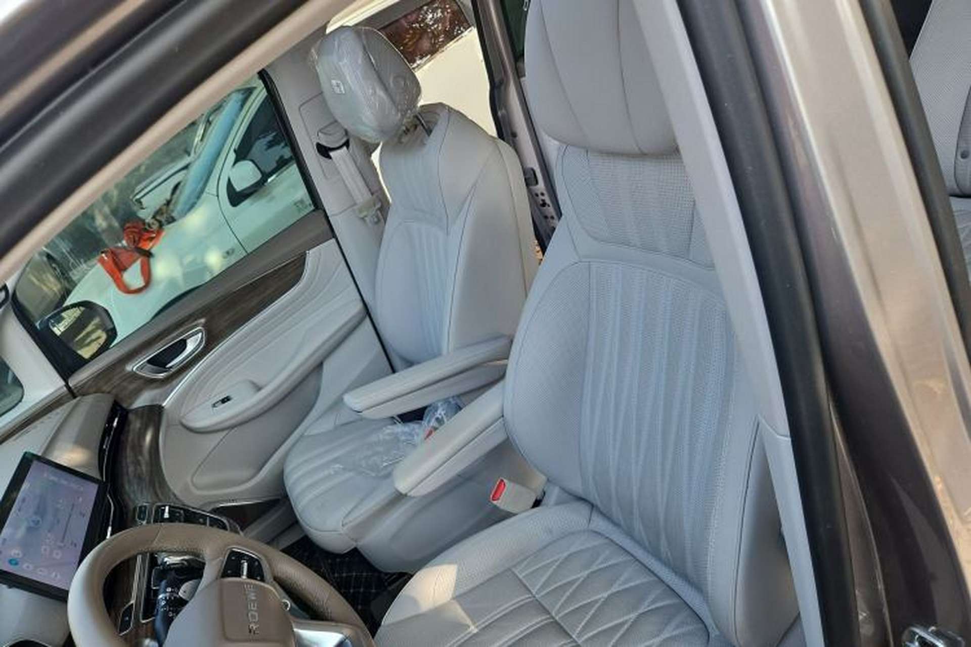 Used Roewe iMAX8 2023 400TGI Comfort Edition Left Front Seat