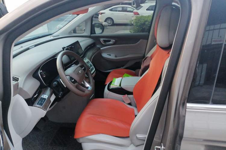 Used Roewe iMAX8 2023 400TGI Elite Edition Left Front Seat