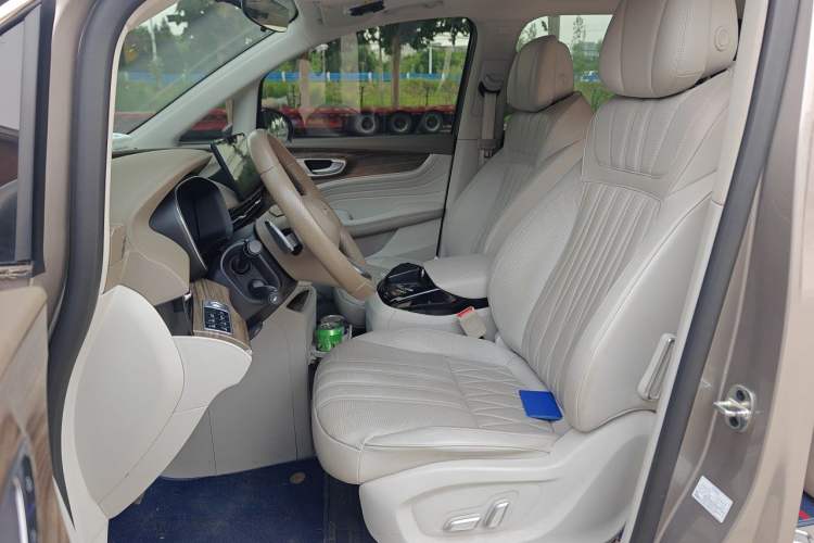 Used Roewe iMAX8 2023 400TGI Comfort Edition Left Front Seat