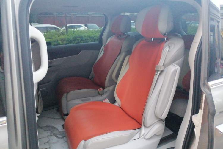 Used Roewe iMAX8 2023 400TGI Elite Edition Left Rear Seat