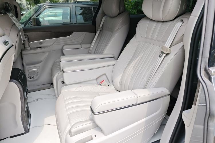 Used Roewe iMAX8 2023 400TGI Comfort Edition Left Rear Seat