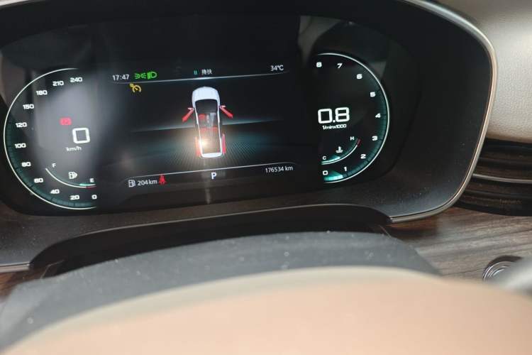 Used Roewe iMAX8 2023 400TGI Comfort Edition Odometer Close Up