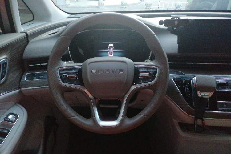 Used Roewe iMAX8 2023 400TGI Elite Edition Steering Wheel