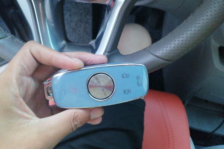 Used Roewe iMAX8 2023 400TGI Elite Edition Vehicle Key