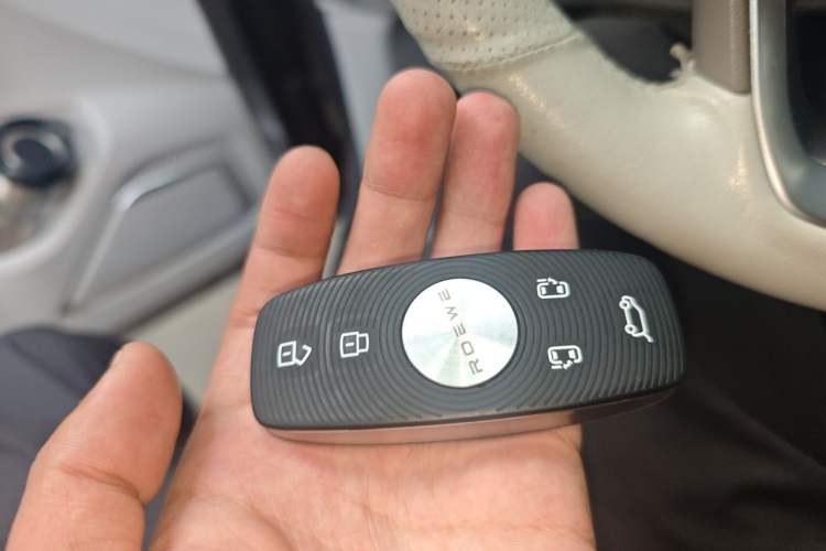 Used Roewe iMAX8 2023 400TGI Comfort Edition Vehicle Key