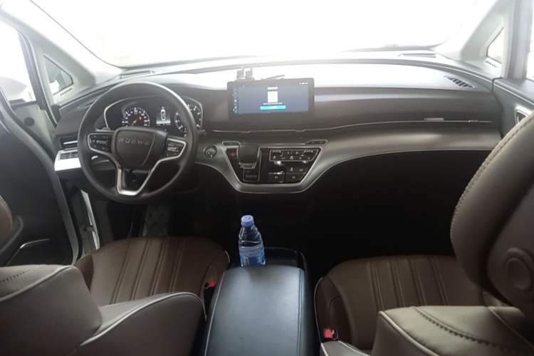 Used Roewe iMAX8 2023 400TGI Comfort Edition Center Console