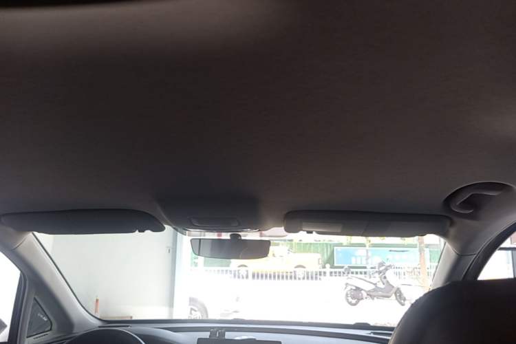 Used Roewe iMAX8 2023 400TGI Comfort Edition Headliner