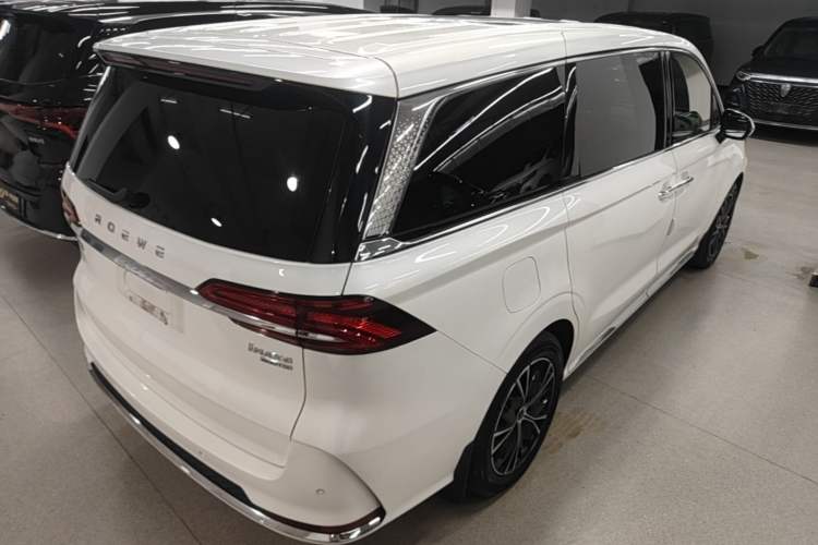 Used Roewe iMAX8 2023 400TGI Comfort Edition Rear Right 45 Deg
