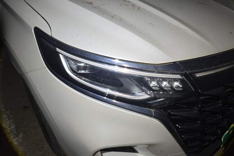 Used Roewe iMAX8 2023 400TGI Elite Edition Right Front Headlight