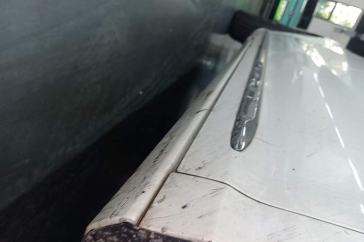 Used Roewe iMAX8 2023 400TGI Comfort Edition Right Side Sill