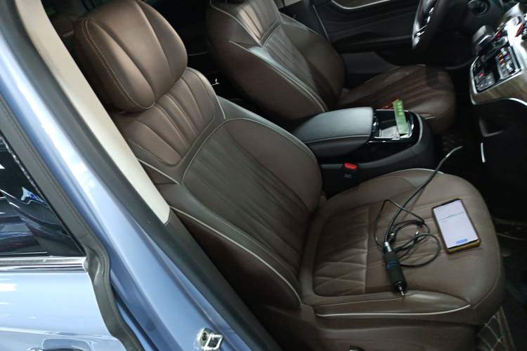 Used Roewe iMAX8 New Energy 2022 First-Class Platinum Edition Right Front Seat