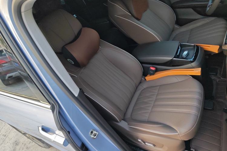Used Roewe iMAX8 New Energy 2022 First-Class Platinum Edition Right Front Seat