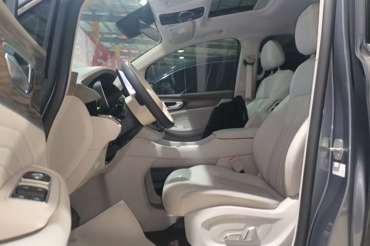 Used Roewe iMAX8 New Energy 2025 1.5T DMH Lu Zun Deluxe Edition Left Front Seat
