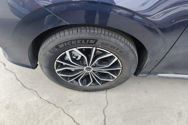 Used Roewe iMAX8 New Energy 2022 Golden Edition Exterior 7
