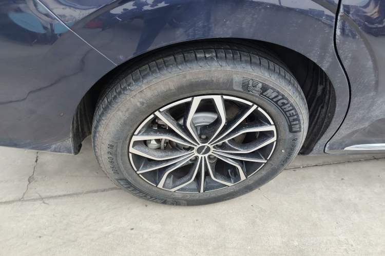 Used Roewe iMAX8 New Energy 2022 Golden Edition Exterior 8