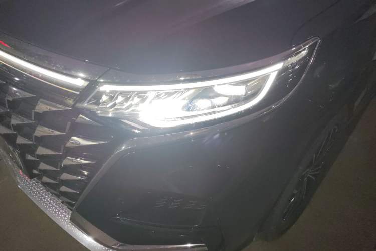 Used Roewe iMAX8 New Energy 2022 Golden Edition Left Front Headlight