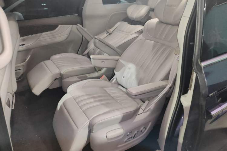 Used Roewe iMAX8 New Energy 2022 Golden Edition Left Rear Seat