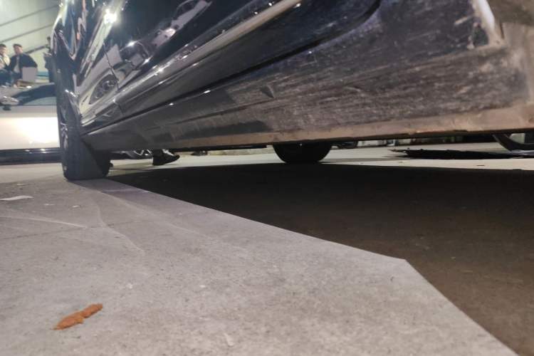 Used Roewe iMAX8 New Energy 2022 Golden Edition Left Side Sill