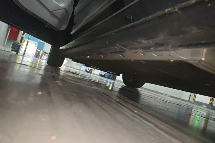 Used Roewe iMAX8 New Energy 2022 Golden Edition Left Side Sill