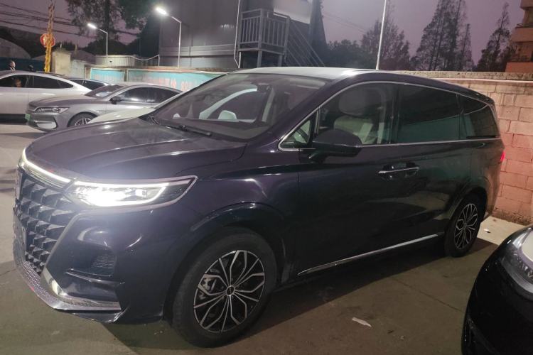 Used Roewe iMAX8 New Energy 2022 Golden Edition Left Side