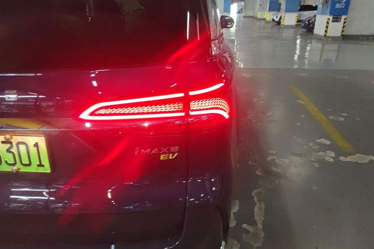 Used Roewe iMAX8 New Energy 2022 Golden Edition Right Rear Taillight