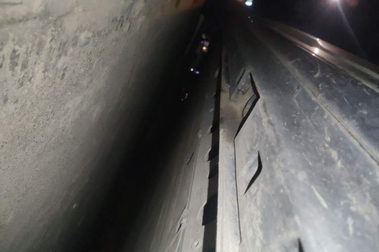 Used Roewe iMAX8 New Energy 2022 Silver Edition Chassis Front Right