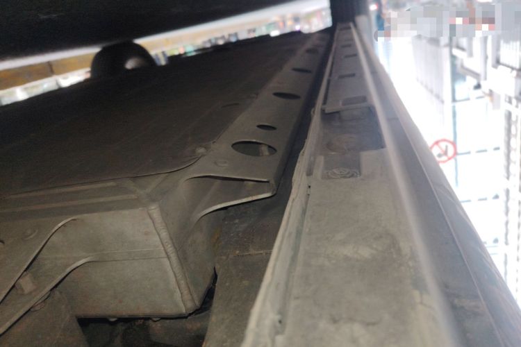 Used Roewe iMAX8 New Energy 2022 Silver Edition Chassis Rear Left