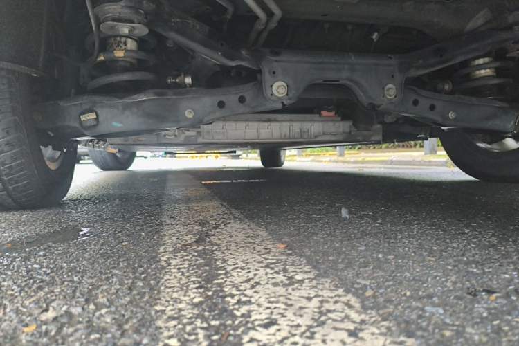 Used Roewe iMAX8 New Energy 2022 Silver Edition Chassis Rear Left