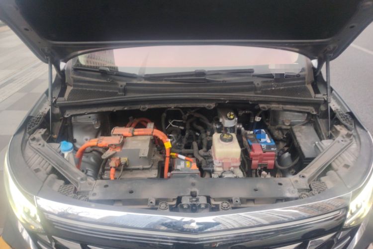Used Roewe iMAX8 New Energy 2022 Silver Edition Engine Bay