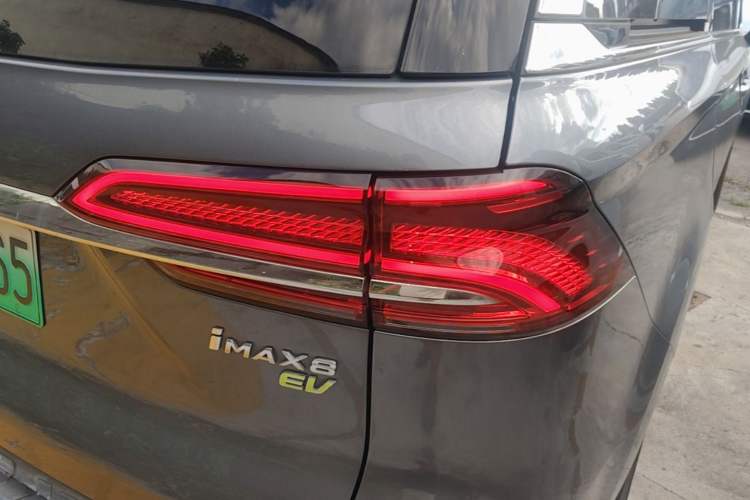 Used Roewe iMAX8 New Energy 2022 Silver Edition Exterior 1