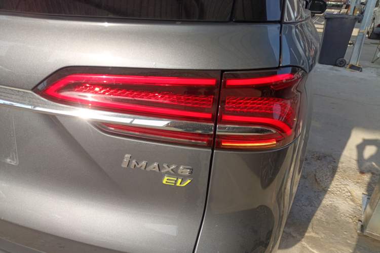 Used Roewe iMAX8 New Energy 2022 Golden Edition Exterior 6
