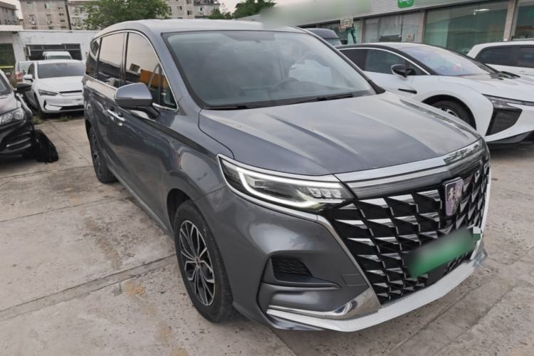 Used Roewe iMAX8 New Energy 2022 Silver Edition Front Right 45 Deg