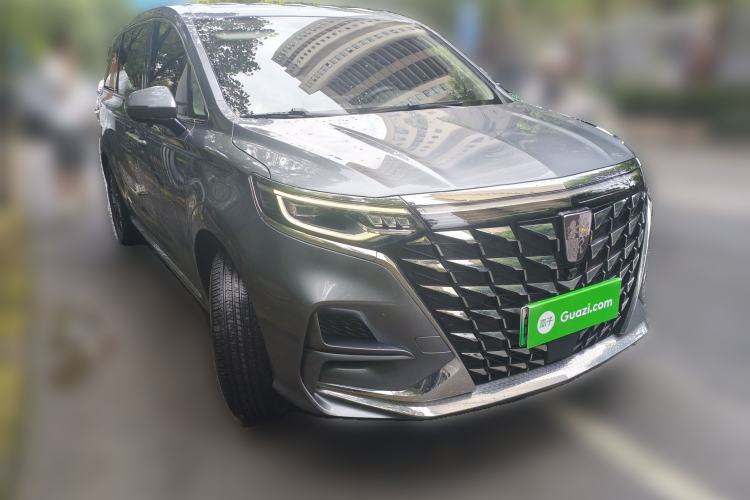 Used Roewe iMAX8 New Energy 2022 Silver Edition Front Right 45 Deg