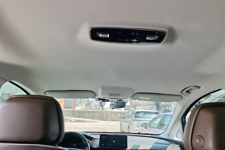 Used Roewe iMAX8 New Energy 2022 Silver Edition Headliner