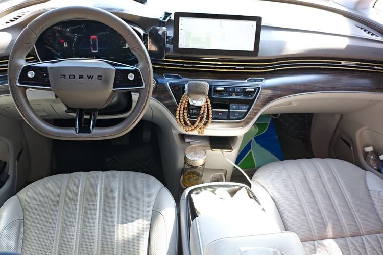 Used Roewe iMAX8 New Energy 2022 Golden Edition Interior 2