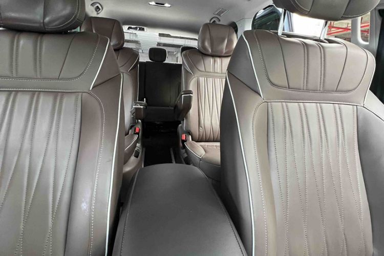 Used Roewe iMAX8 New Energy 2022 Silver Edition Interior 3