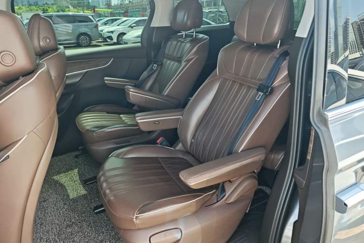 Used Roewe iMAX8 New Energy 2022 Silver Edition Left Rear Seat