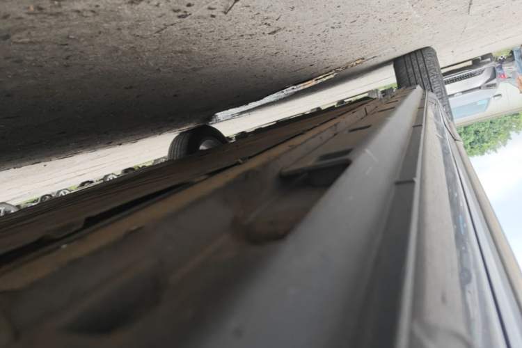 Used Roewe iMAX8 New Energy 2022 Silver Edition Left Side Sill